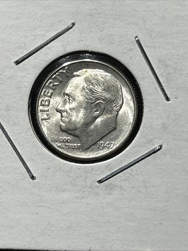SELLING AS SHOWN - 1947 D UNCIRCULATED ROOSEVELT DIME *** 90% SILVER *** 394