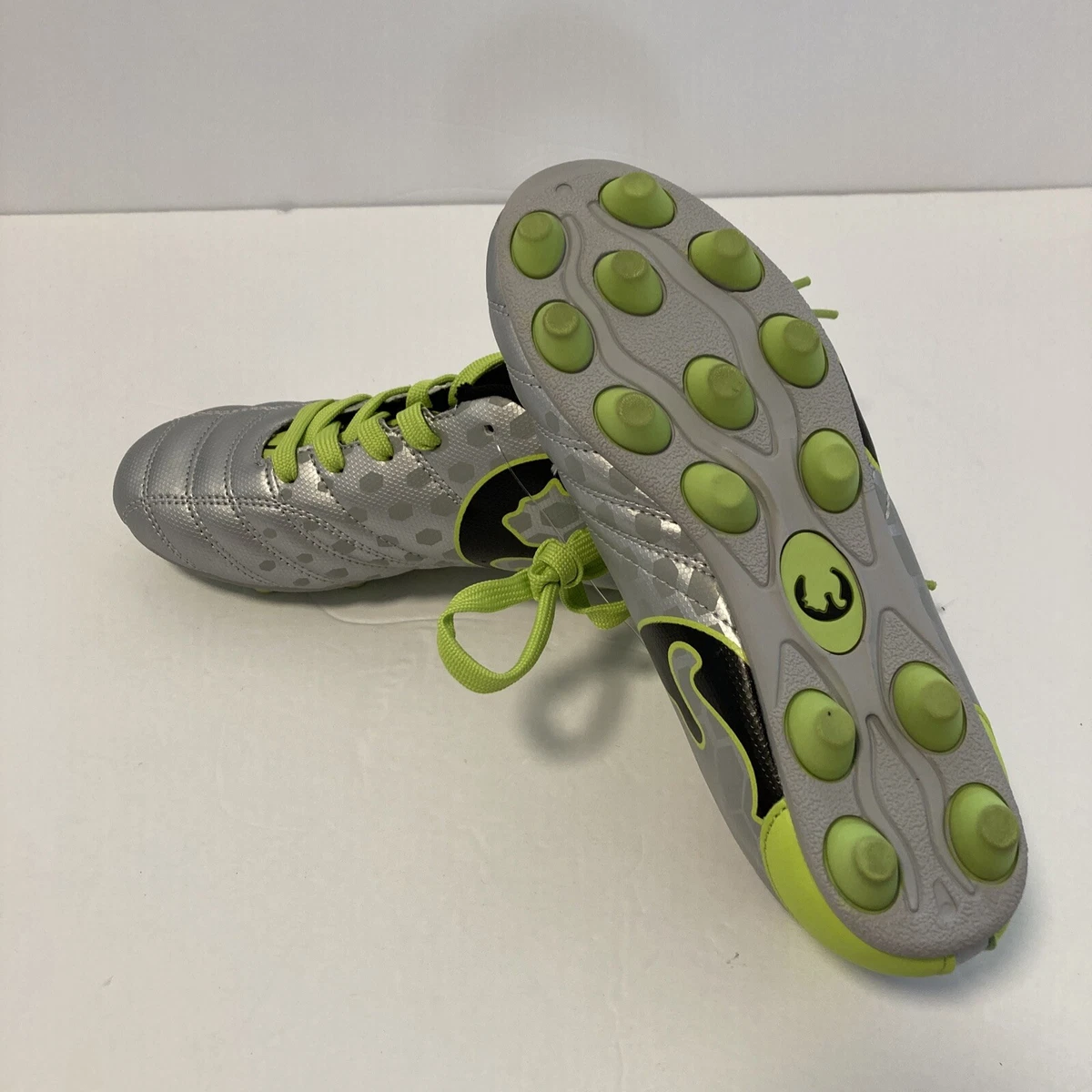 Puma soccer cleats kids top silver