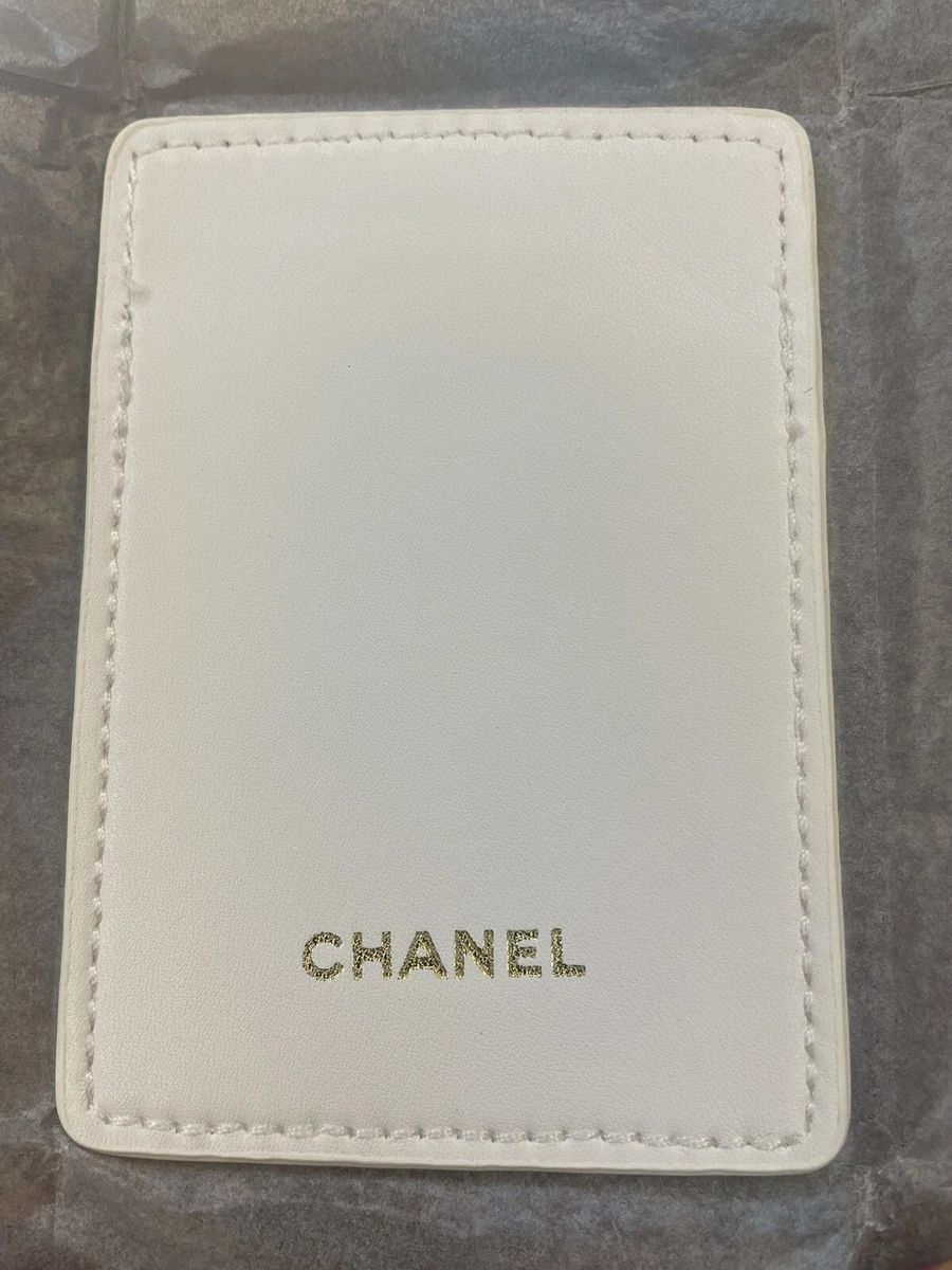 Lịch sử giá ví đựng card chanel vip gift cập nhật 72023 BeeCost #20 Lịch sử giá ví đựng card chanel vip gift cập nhật 72023 BeeCost