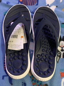 women's crocs reviva flip