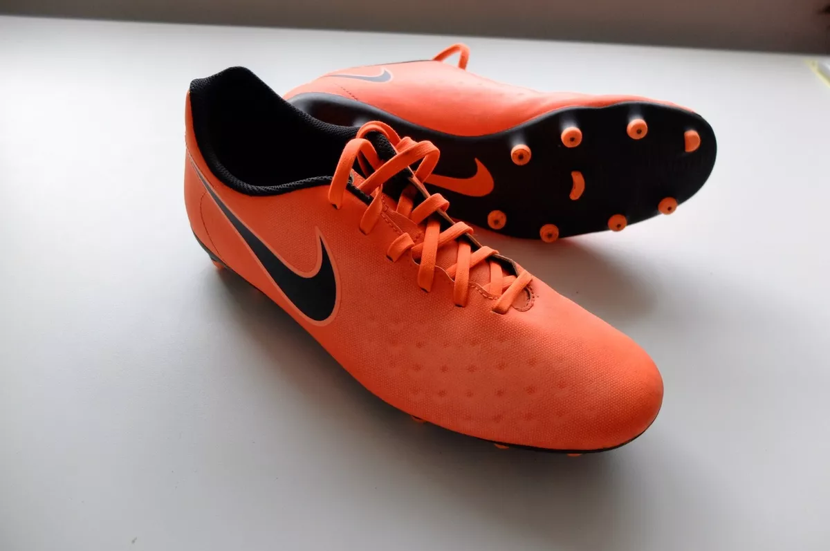 Nike magista on sale footy boots
