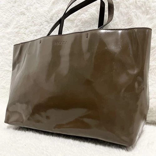 Sac fourre tout émaillé PRADA authentique marron moyen femme Italie 114609