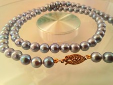 Gray Cultured Akoya Pearls Necklace 10ct Gold