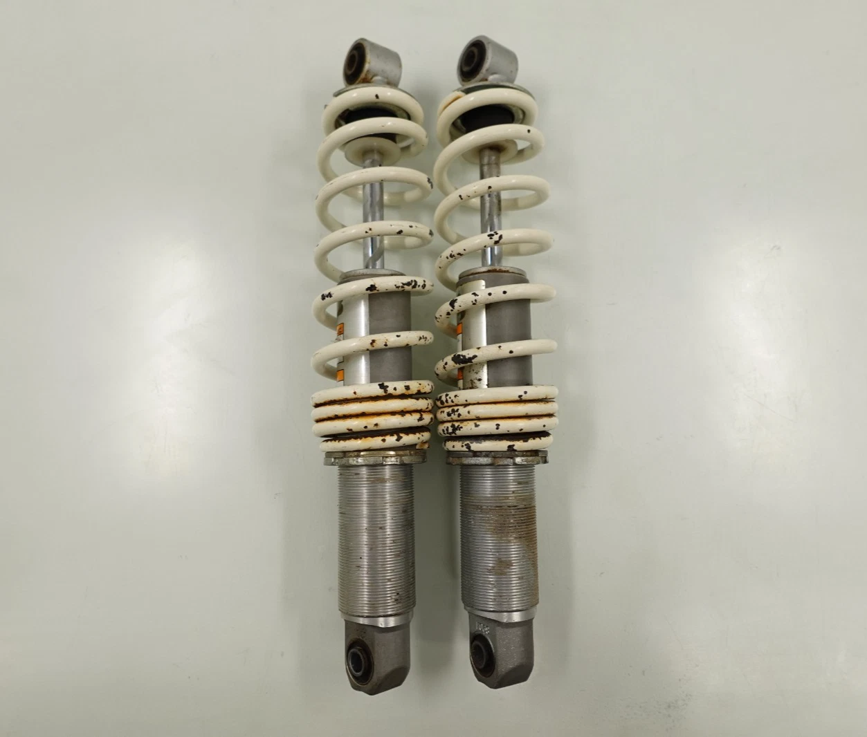 GOOD 1998-2002 Yamaha SRX 600 / 700 OEM 13.5" Front Ski Shocks 8DF-2376A-10-00