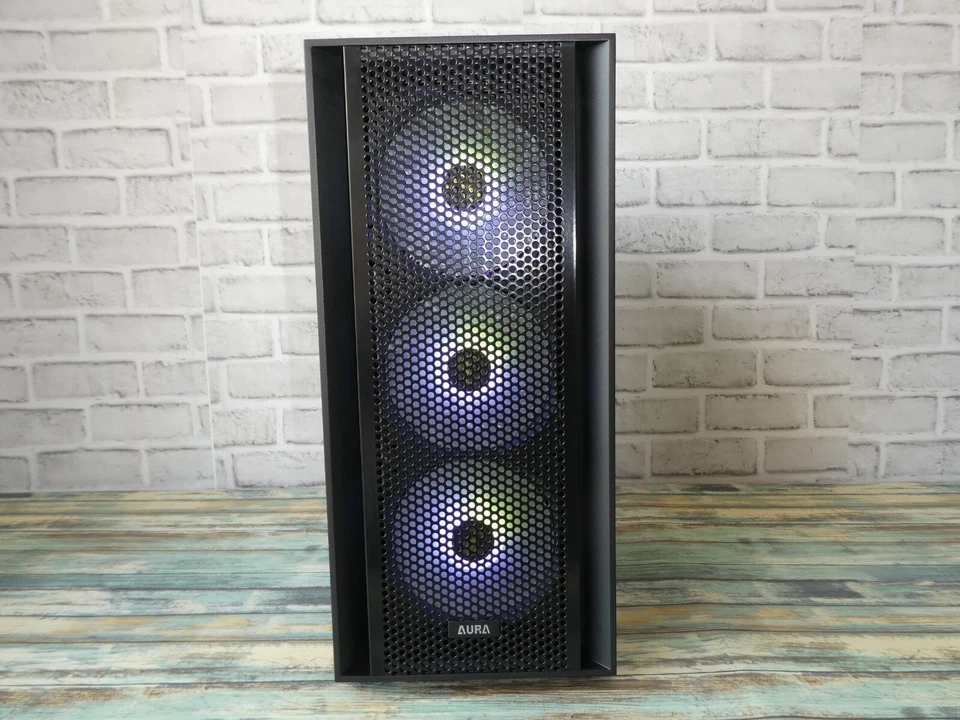 Custom Gaming Desktop PC Intel i7 3.90GHz 16 GB SSD + 1TB  Nvidia Quadro 4 GB - Image 3 of 4