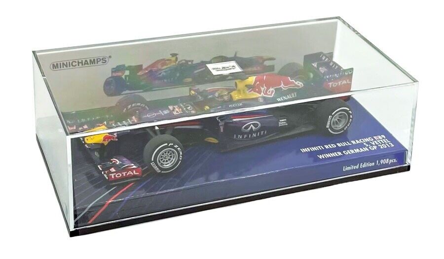 Minichamps Red Bull RB9 Winner German GP 2013 - Sebastian Minichamps Red Bull RB9 Winner German GP 2013 - Sebastian