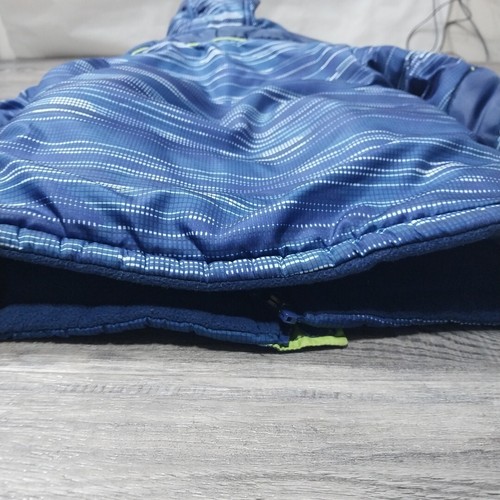 “Xtreme” ~ Blue White Hooded Puffy Jacket ~ Boys Size 4T 2 Small Stains Pix 2 &3 - Picture 12 of 12