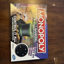 Monopoly Voice Banking Electronic Family Board Game for Age 8 & Up Hasbro E4816