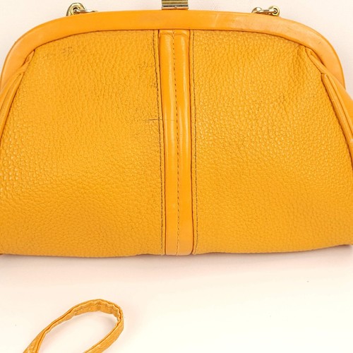 Vintage Leather Express Yellow Shoulder Bag - Gold Hardware Retro Y2K Style - Picture 9 of 24