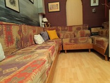 canapé d'angles marocain, multi-couleurs, deux angles, fabrication artisanale