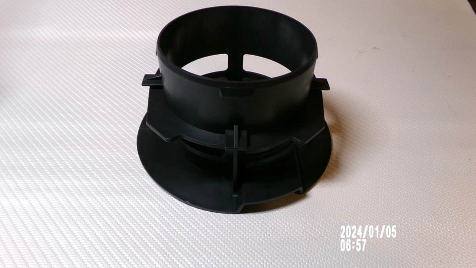 Air Cleaner Hose Duct Inlet Cover Mount 81 - 86 Chevy GMC Truck Blazer Suburban Foto 2 de 4