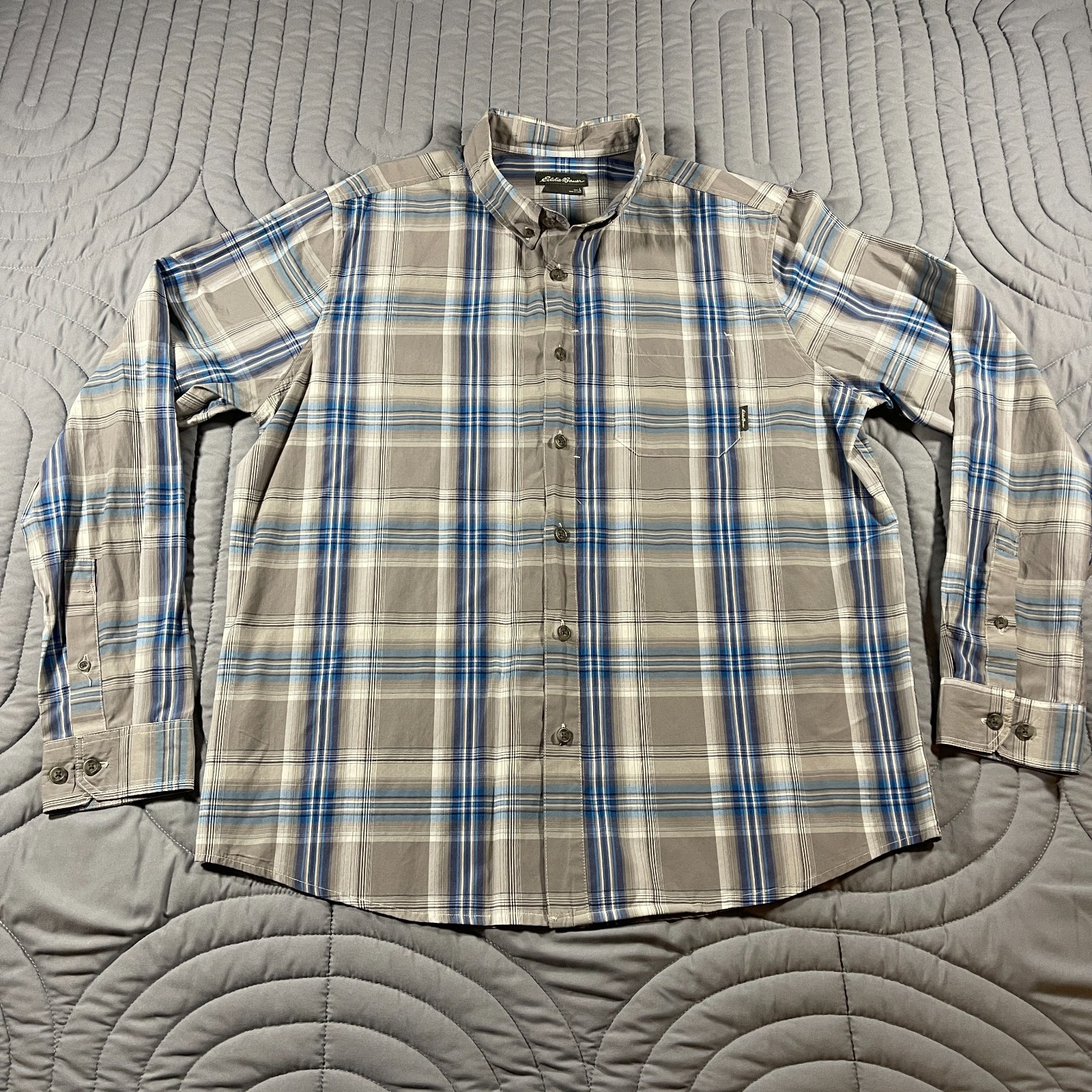 Eddie Bauer Mens Shirt Size Large Button Down Long Sleeve Blue Gray Striped