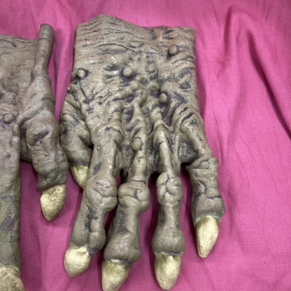 Duende fantasia Halloween adulto luva grupo mágico mãos monstro verde 2002 - Imagem 2 de 4