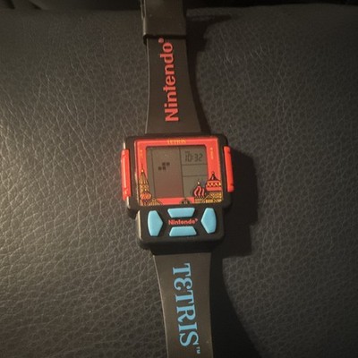 Nintendo Tetris Digital Quartz Wristwatch Black Plastic Rubber Band. (Working)