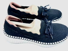 SKECHERS Wilshire Blvd - Knit Sail Women's Black White Shoes Size 6.5 