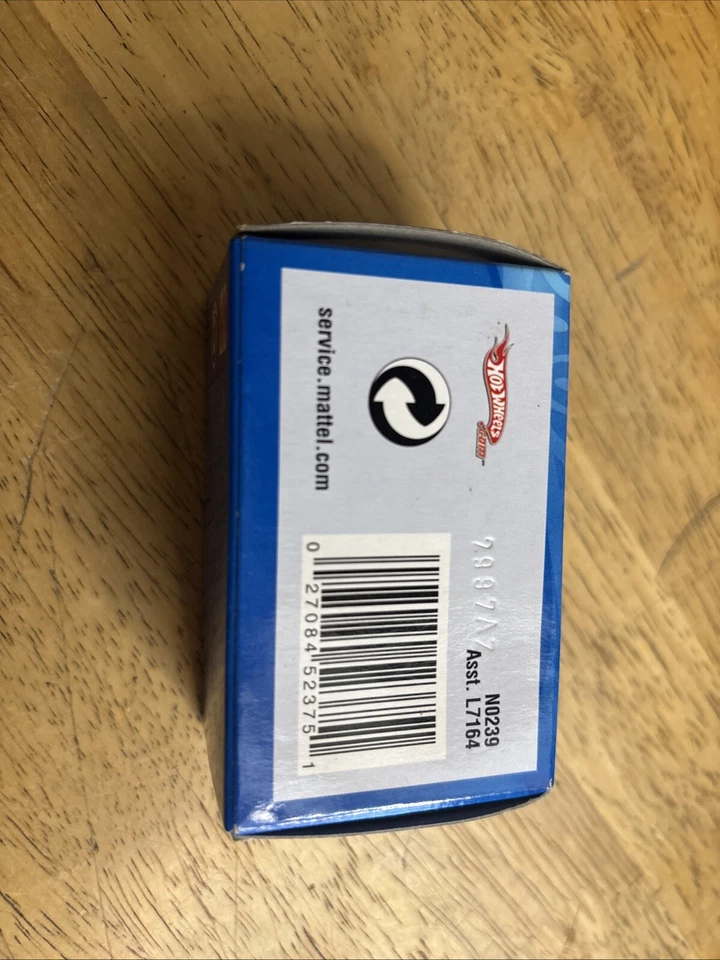 Hot Wheels 1/87th Scale Bone Shaker Bronze-Silver NIB - Image 4 of 4