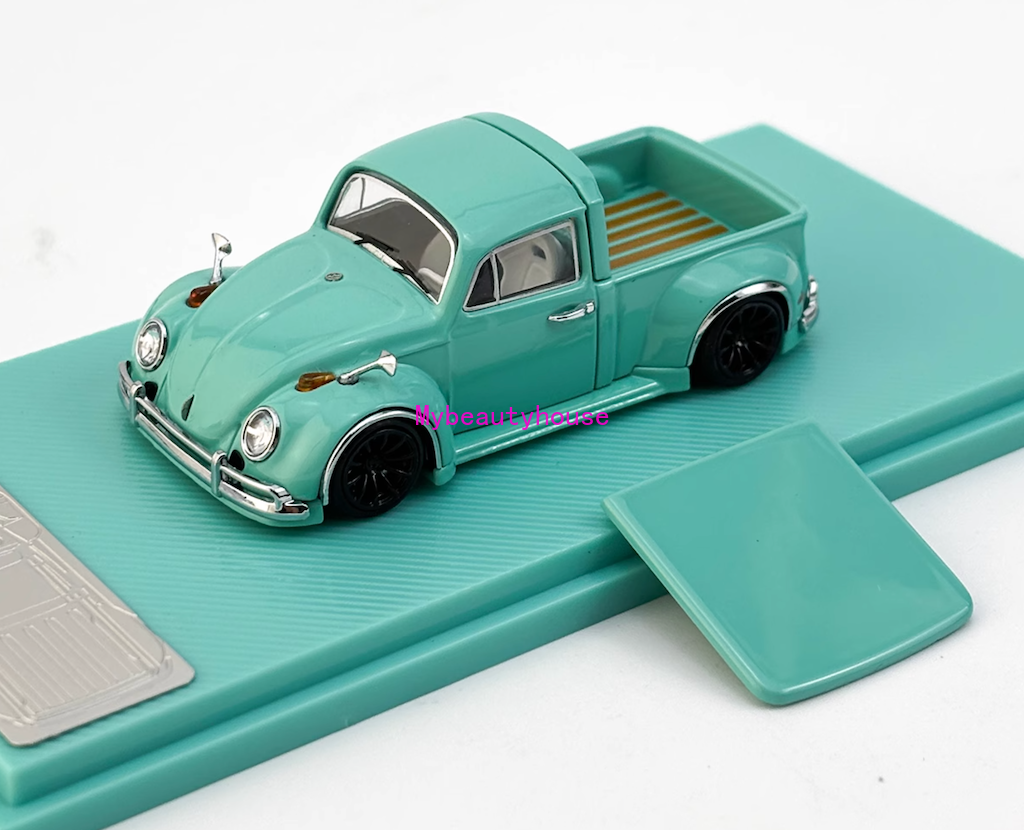 1/64 ビートル ピックアップ Beetle Pickup. Red Bull Volkswagen Beetle Pick-Up, Red Bull Livery 1:64 Diecast
