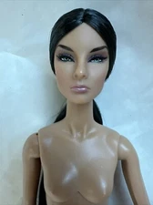 Integrity Fashion Royalty 2017 FAIRYTALE CONVENTION WANDERLUST GISELLE 12” DOLL