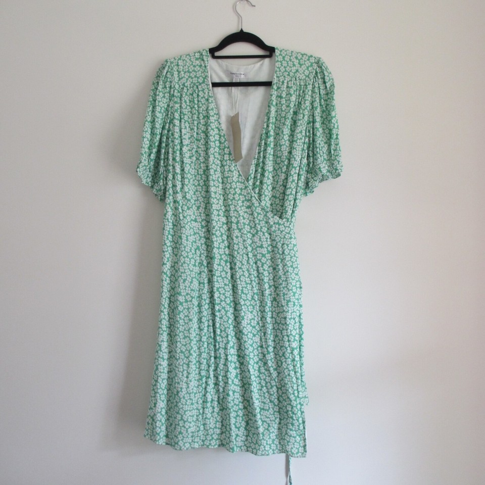 FOREVER NEW CURVE Womens Dress Size 18 Harvey Wrap Skater Green Floral