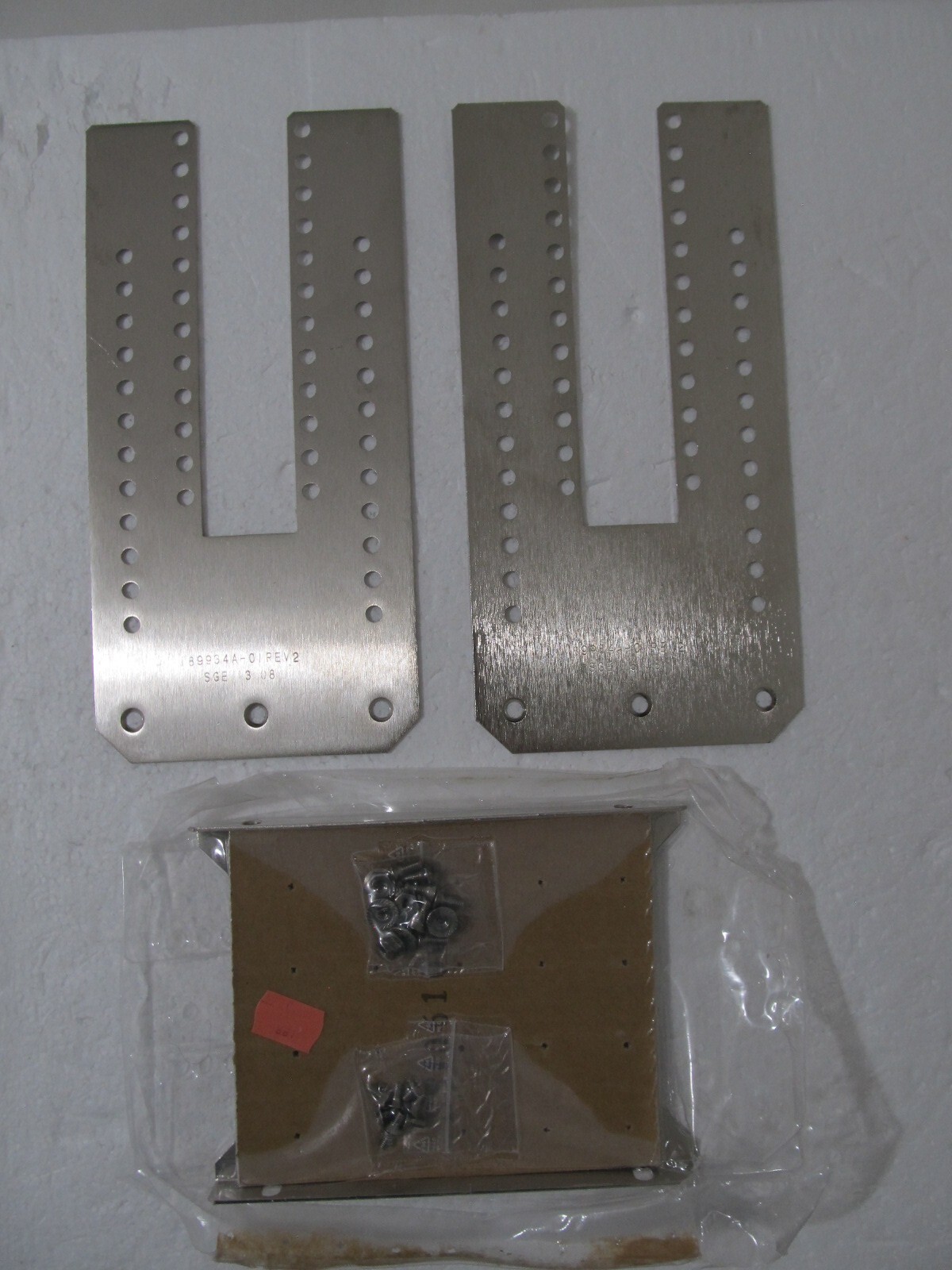 National Instruments 778644-02 14/18-Slot PXI-1045 Chassis Rear Rack Mount Kit