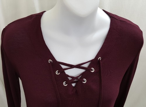 Rue 21 Top Womens XS Red Lattice V Neck Biker Rock Grunge Stretch Long Sleeve - Picture 7 of 12