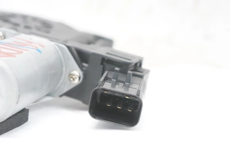 Двигатель стеклоподъемника для левой передней двери 09–20 Dodge Ram 2500 68044805AA от оригинального производителя - Изображение 2 из 4