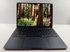 Apple MacBook Air 13.6 M2 16GB RAM 256GB SSD 100 BH - NEAR MINT CONDITION