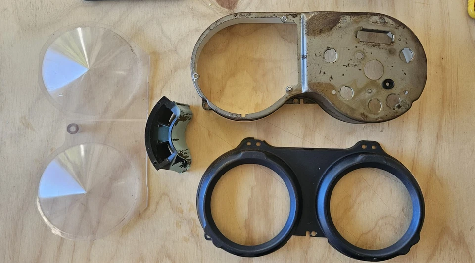 1967 CAMARO SPEEDOMETER CLUSTER WITH TACHOMETER 5000 RPM RED LINE 7000 PARTS  - Image 2 of 4