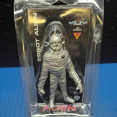 Alien Robot Alien Set Number 10 Men In Black Mib Action Figure Card Kaiju Sofubi