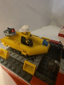 Lego 7207 City Fire Fire Boat Ship Retired 100% Complete Pre-owned No Box