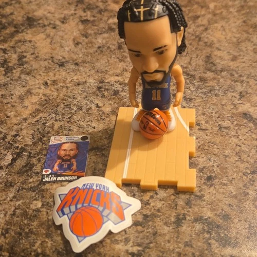 Zuru NBA Ballers Jalen Brunson New York Knicks Basketball Figure with Extras