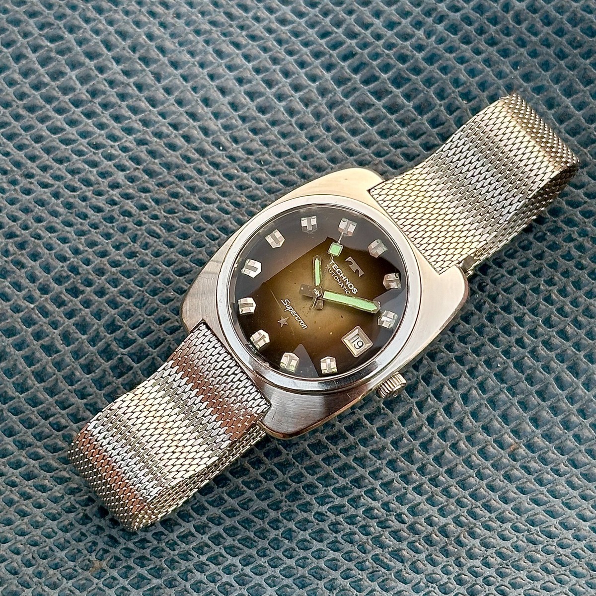 TECHNOS テクノス Supercron 1163 Vintage Technos Supercron Automatic Swiss Made Men's Watch
