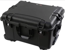 A/V BOX Gator GU-2217-13-WPDF Titan Series Utility Case w/ Foam 22" x 17"x 12.9"