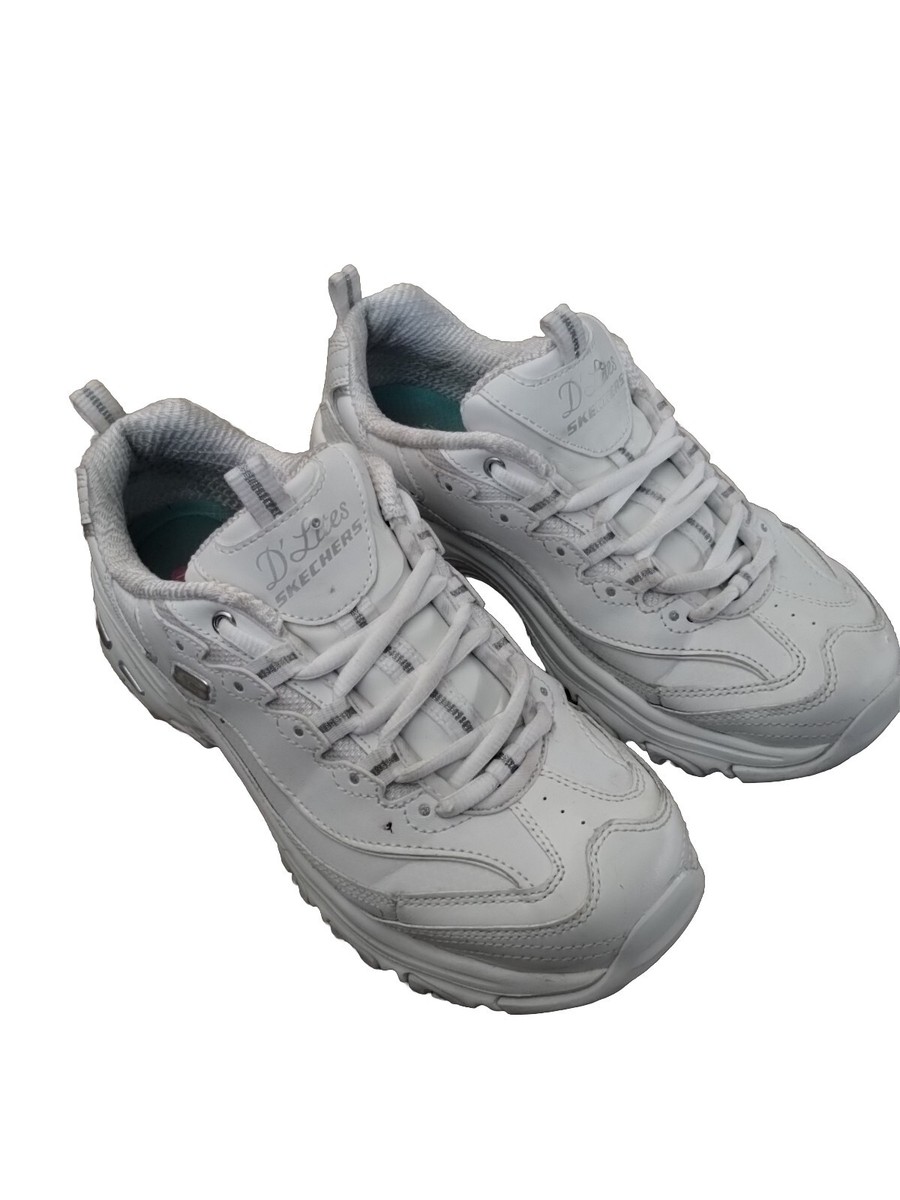 Skechers D