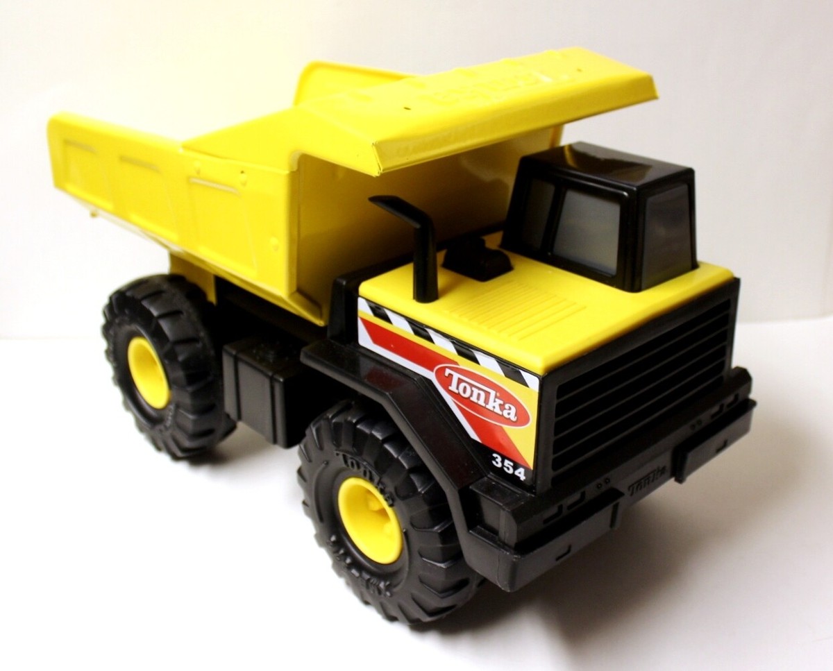 TONKA 354 Mighty Dump Truck Pressed Steel and Plastic