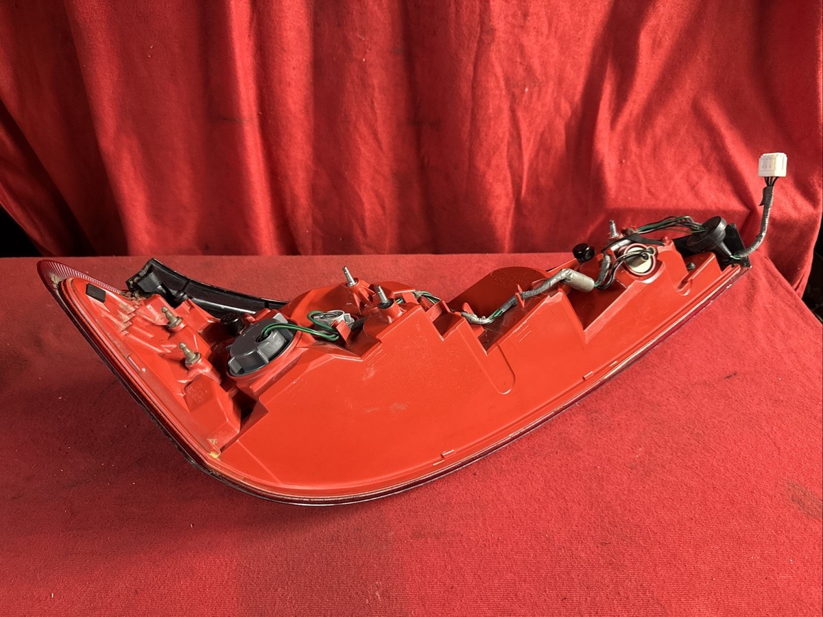 2009-2015 Infiniti G37 Q60 Convertible RH Right Side LED Taillight