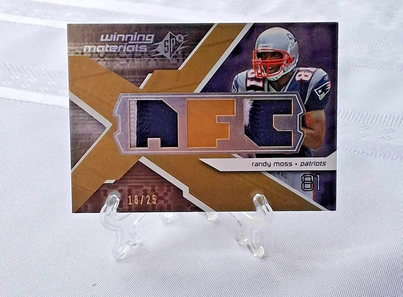 Randy Moss 2008 Upper Deck SPx Winning Materials Gold Game Used Jersey Card #/25