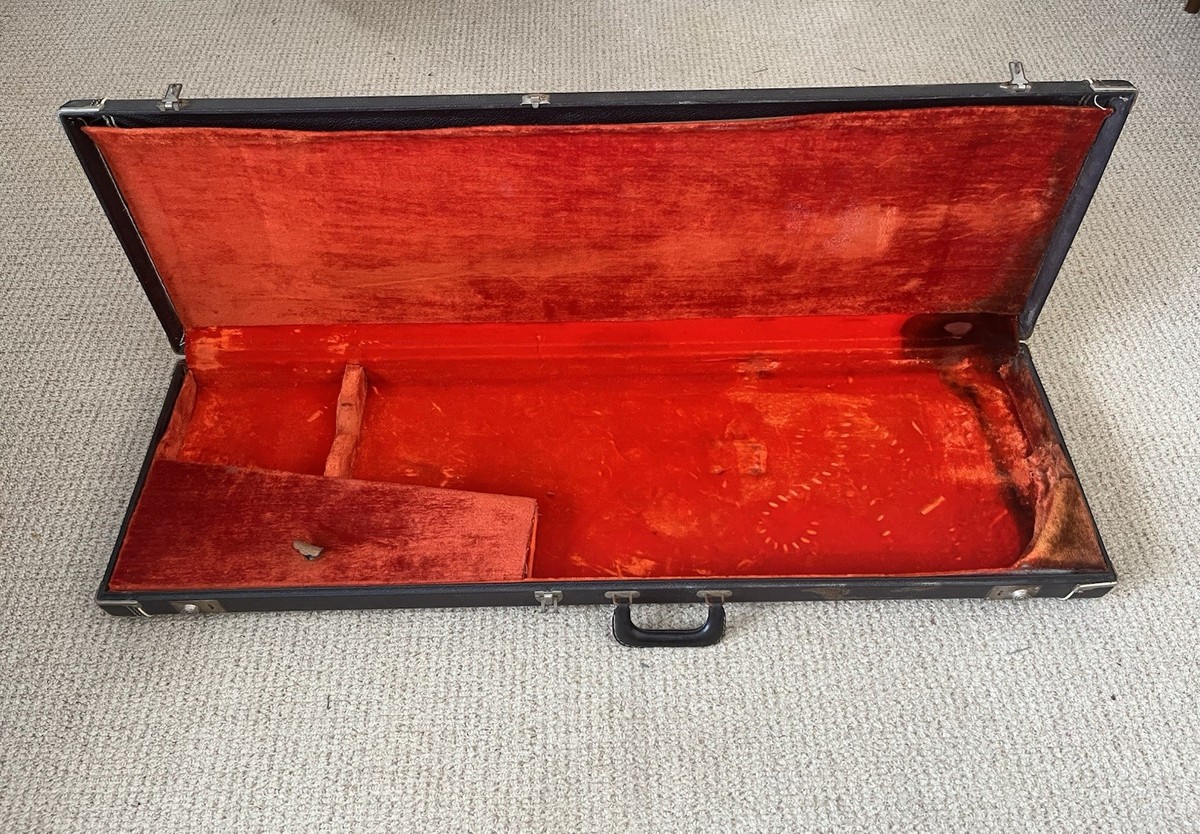 Vintage Fender Bass Guitar Case, Tail Logo 1967-1972 | eBay