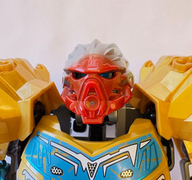 Lego Bionicle Kanohi Mask of Fire - 71308 Tahu Uniter Exclusive Retired Red