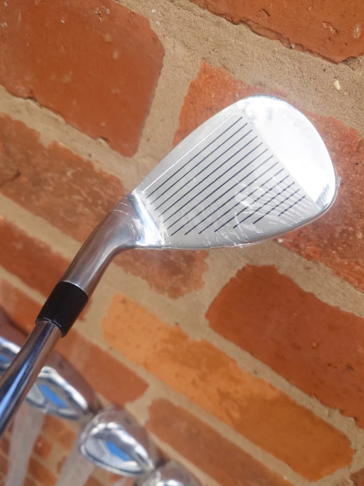 Forgan F200 Stainless Steel Iron Set with Hybrid, Right Hand, Steel Shafts - Image 4 of 4