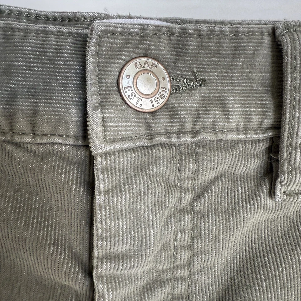 Pantalones Cortos Gap Talla 8 Verde Curdorey Corte  Foto 2 de 4