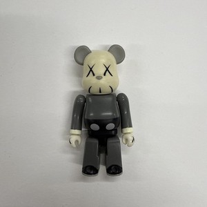 キューブリック 400% スマーフ ベアブリック メディコムトイ kaws KAWS x Bearbrick Black Dissected 400% Companion Vinyl Figure