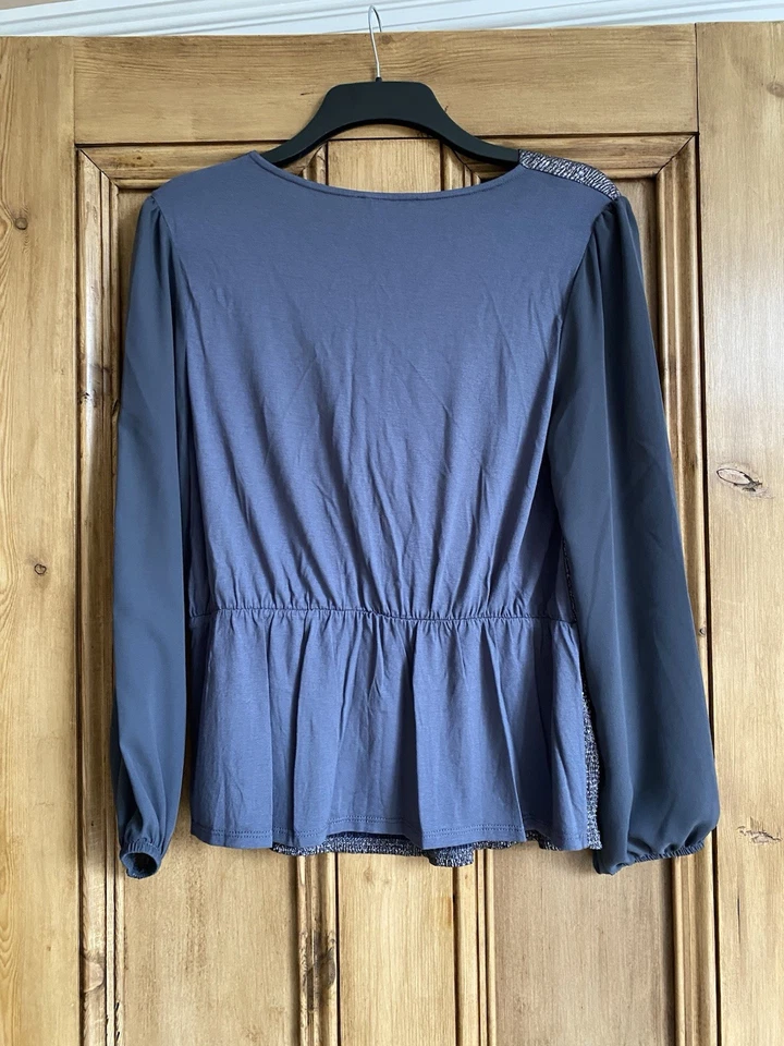 Women’s Oasis Long Sleeve Blouse Size Large BNWT - Image 3 of 4