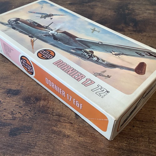 1970s Airfix Dornier 17 E F 1/72 Aircraft kit sealed Contents - Picture 3 of 5