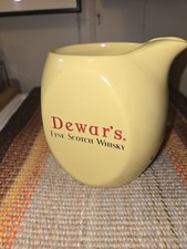 Ancien pichet à whisky écossais Dewars