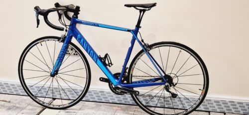 Bici da strada Canyon Endurace Cf 8 Medium Carbon - Foto 9 di 13