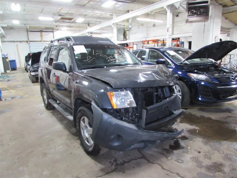 PLASTIC ENGINE COVER Nissan Xterra 2005 05 867373 Foto 3 de 4