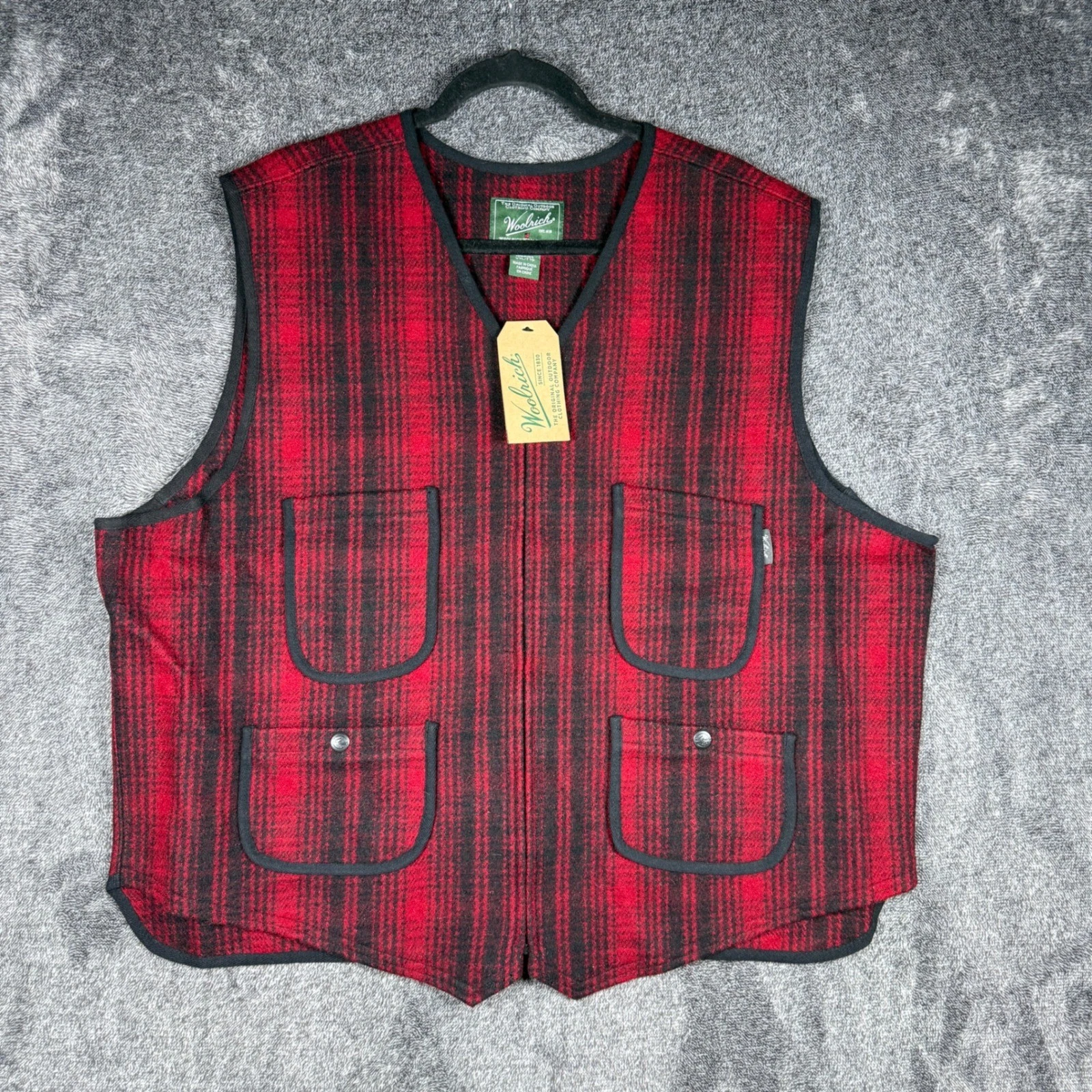 Woolrich Mens Utility #12 Vest Red Black Plaid Wool Blend XXL NWT 18401 - product detail image 1