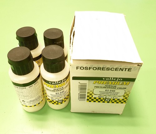 Lot De 4 Pièces Vallejo Premium Phosphorescent Acrylic Polyuréthane 62.040 Model - Photo 2/2