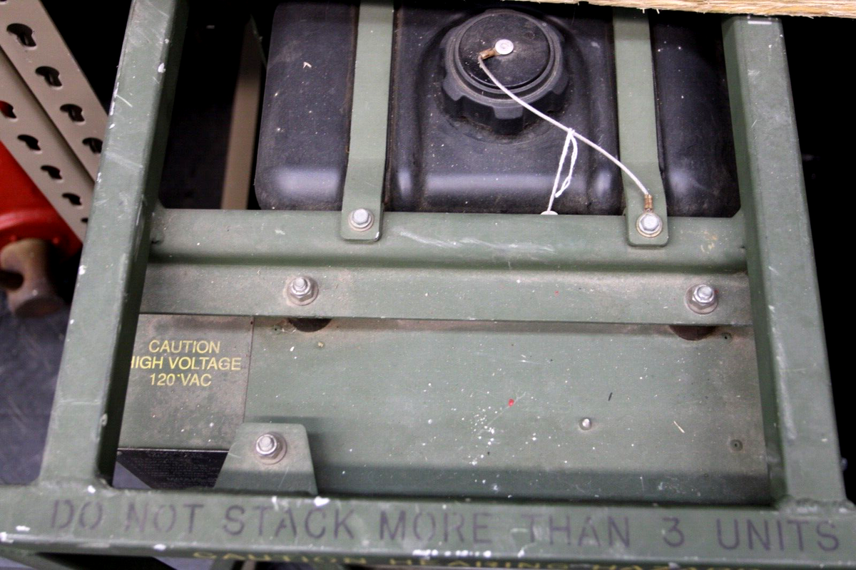 MEP531A Military Diesel Generator 2kW, 120 VAC, 16.7 AMPS MEP531A Military Diesel Generator 2kW, 120 VAC, 16.7 AMPS